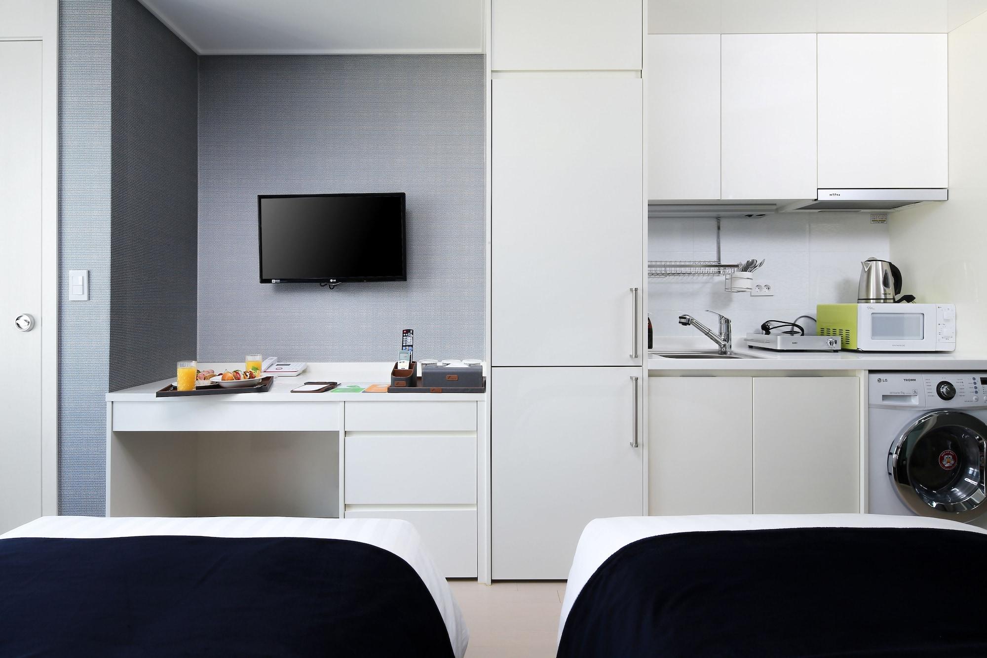 Appart hôtel Ever8 Serviced 3*
